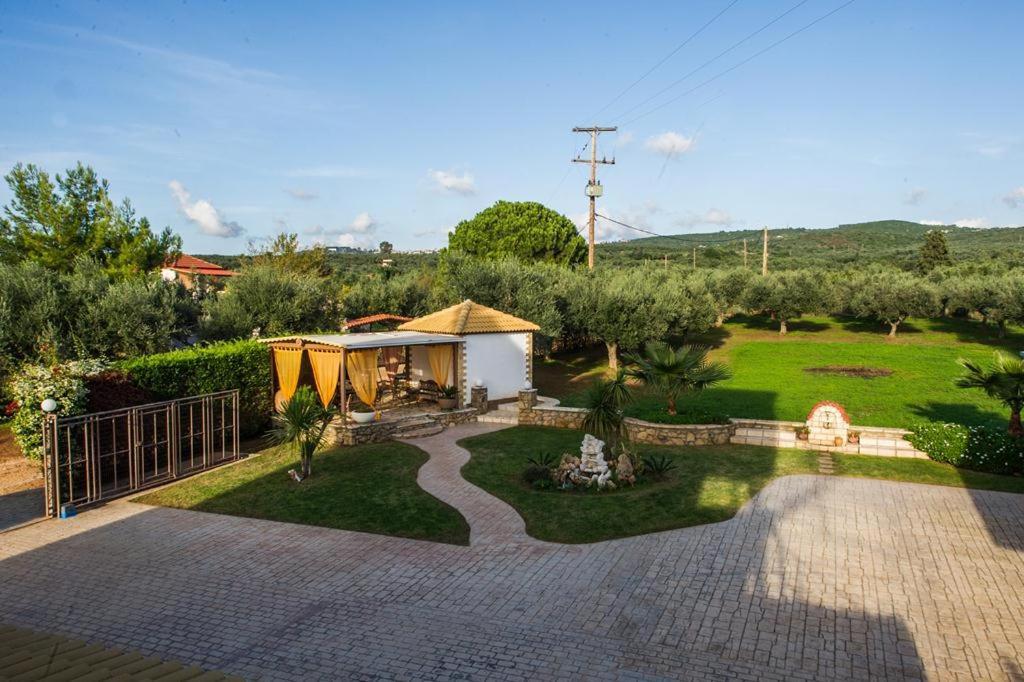 Cozy Flats In An Olive Grove By The Sandy Beach Kanalos Exterior photo
