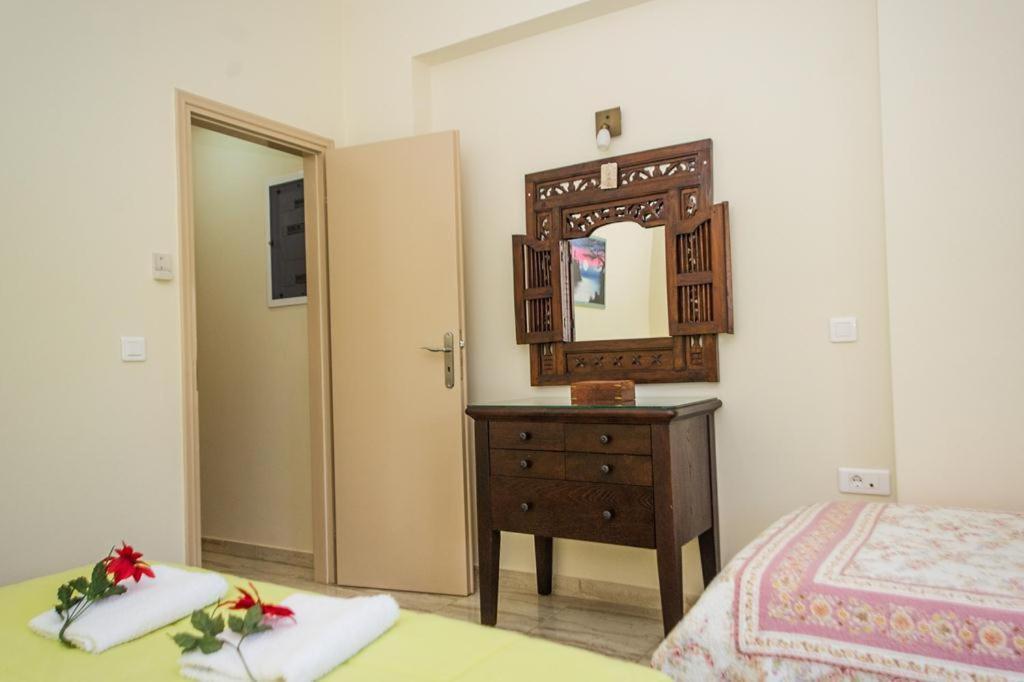 Cozy Flats In An Olive Grove By The Sandy Beach Kanalos Exterior photo